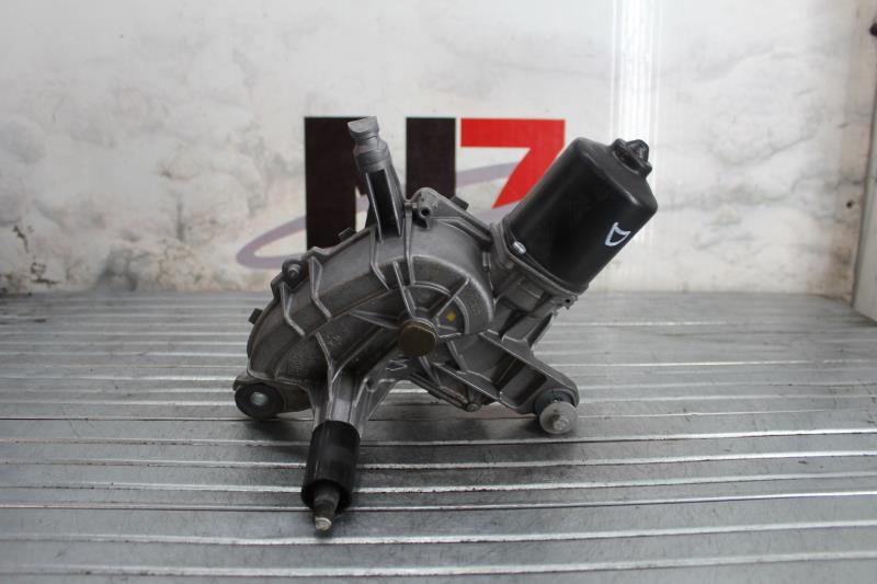 Moteur essuie glace avant droit