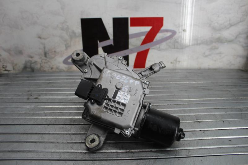 Moteur essuie glace avant gauche
