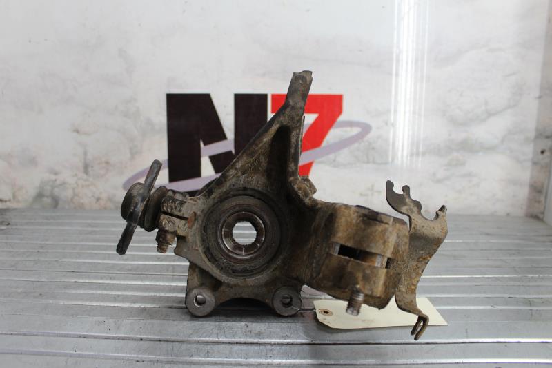 Fusee avant gauche