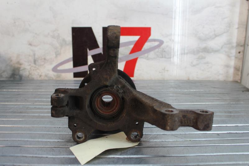 Fusee avant gauche