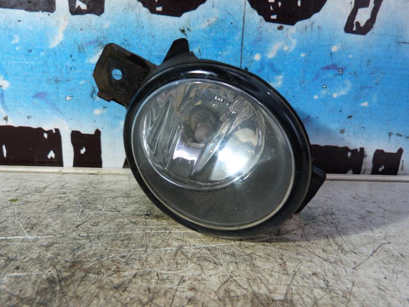 Antinieblas derecho (luces)