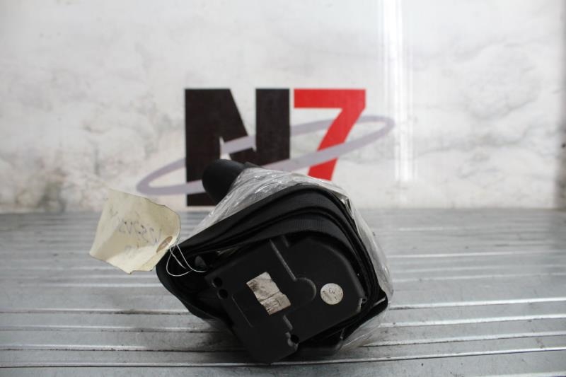 Ceinture avant droit
