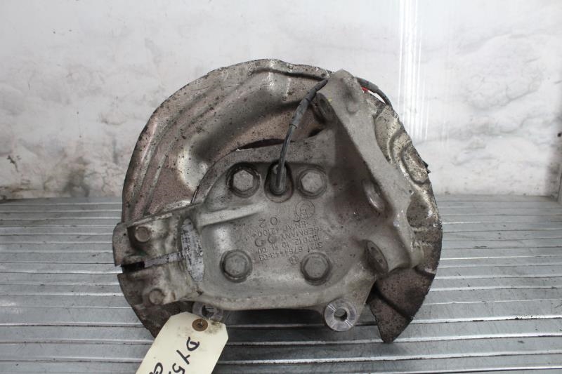 Fusee avant gauche