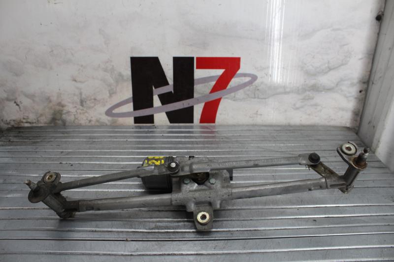 Moteur essuie glace avant