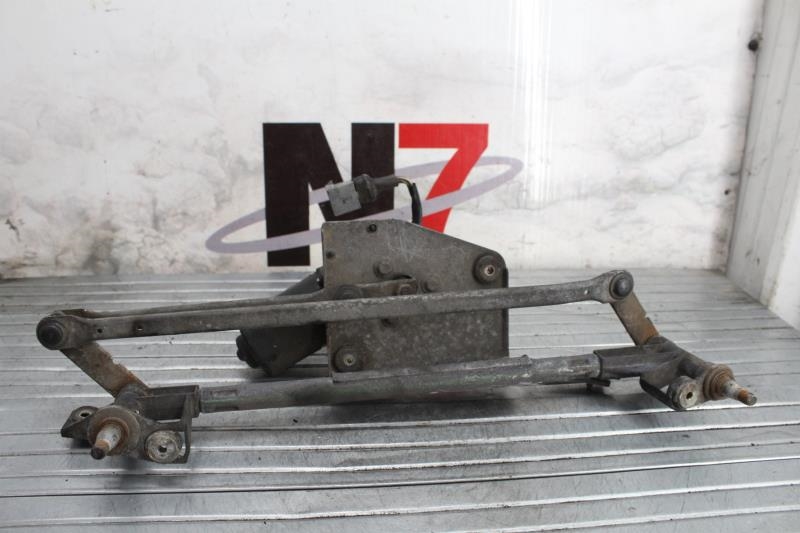 Moteur essuie glace avant