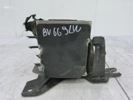 Bloc ABS (freins anti-blocage)