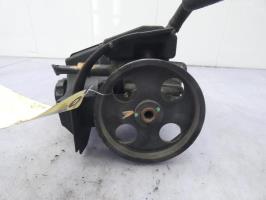 Pompa sterzo