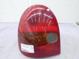 Fanale posteriore principale sinistro (luci)