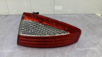 Fanale posteriore principale destro (luci)