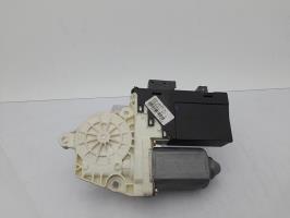 Moteur leve vitre avant droit