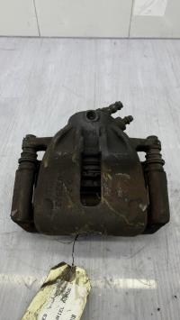 Etrier avant gauche (freinage)