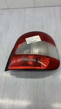 Fanale posteriore principale destro (luci)