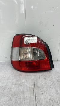Fanale posteriore principale sinistro (luci)
