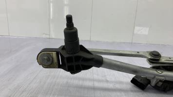Moteur essuie glace avant