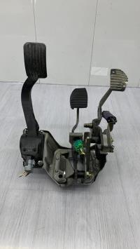 Pedalier