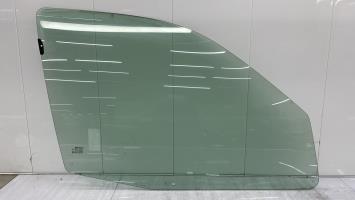 Vitre avant droit