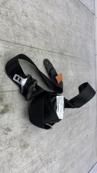 Ceinture avant droit