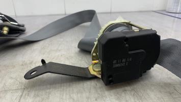 Ceinture avant droit