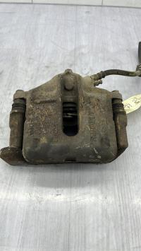 Etrier avant gauche (freinage)