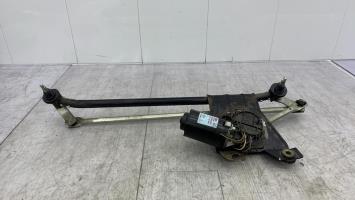 Moteur essuie glace avant