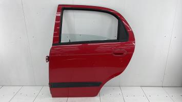 Puerta trasera izquierda