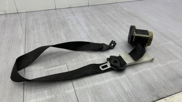 Ceinture avant droit