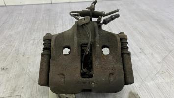 Etrier avant gauche (freinage)