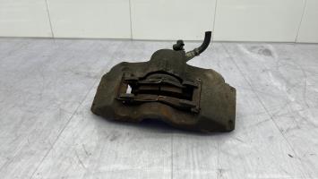 Etrier avant gauche (freinage)