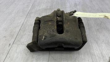Etrier avant gauche (freinage)