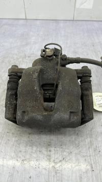 Etrier avant gauche (freinage)