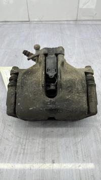 Etrier avant gauche (freinage)