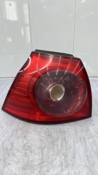 Fanale posteriore principale sinistro (luci)