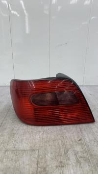 Fanale posteriore principale sinistro (luci)