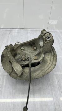 Fusee avant gauche