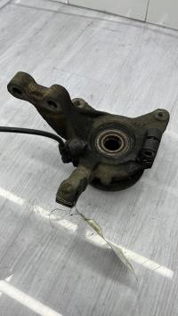 Fusee avant gauche