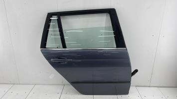 Puerta trasera derecha