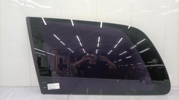 Ventanilla triangular trasera izquierda