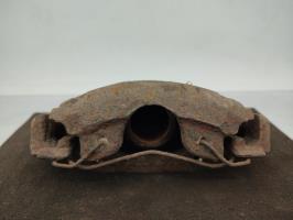 Etrier avant gauche (freinage)
