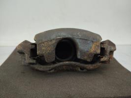 Etrier avant gauche (freinage)