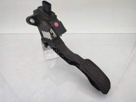Pedale acceleratore
