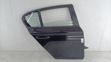 Puerta trasera derecha