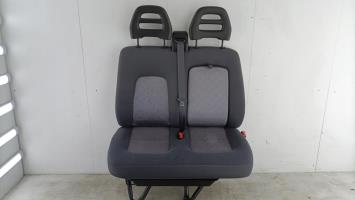 Siege avant droit (banquette double)