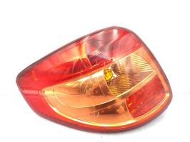 Fanale posteriore principale sinistro (luci)