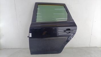 Puerta trasera izquierda