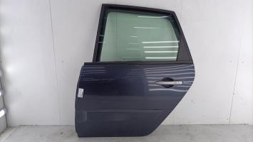 Puerta trasera izquierda
