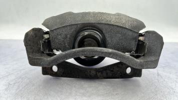 Etrier avant gauche (freinage)