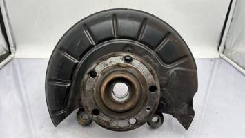 Fusee avant gauche