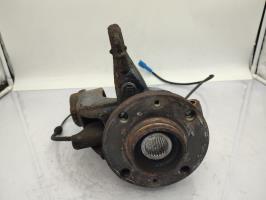 Fusee avant gauche