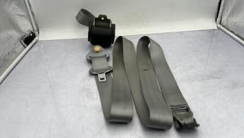 Ceinture arriere droit