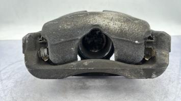 Etrier avant gauche (freinage)